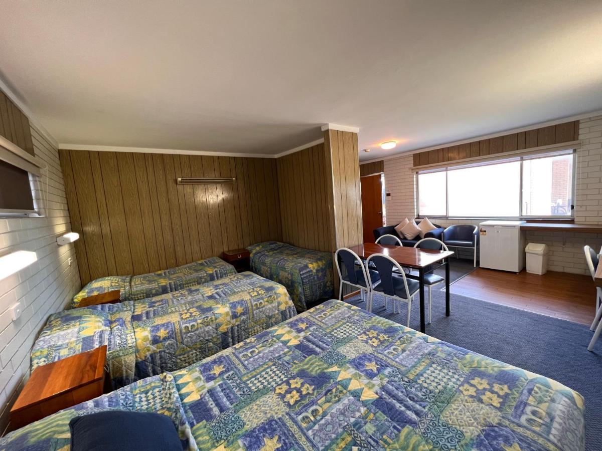 Sturt Motel Balranald Exteriér fotografie